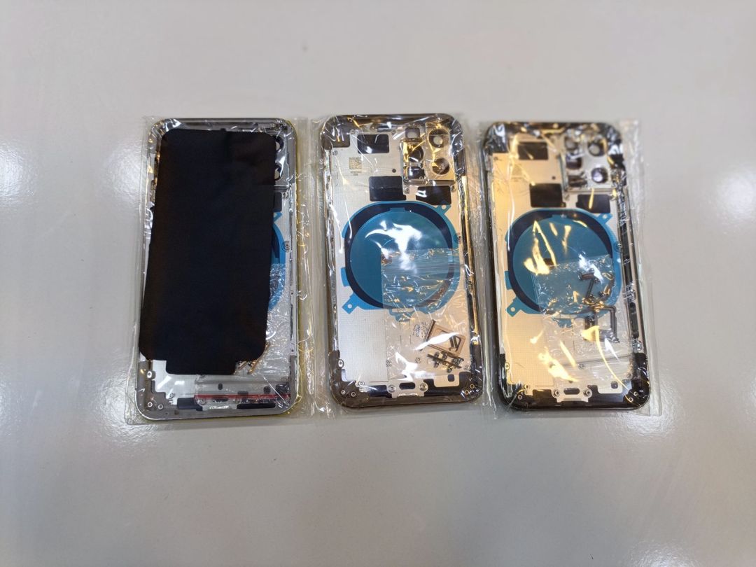 Apple iPhone 11 Pro korpusu — Smartfonlar, Bakı (3)