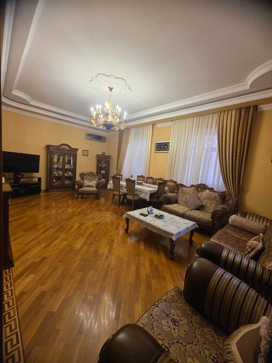 Satılır 6 otaqlı həyət evi/bağ evi 224 m² — Ev, villa, Bakı (9)