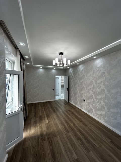 Satılır 2 otaqlı köhnə tikili 65 m² — Bakı
