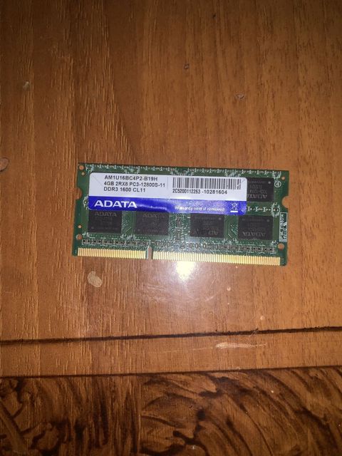ADATA4GB DDR3 1600 MHz RAM satılır, noutbuk üçündür. Vəziyyəti — Pirəkəşkül
