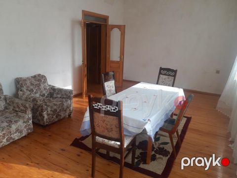 İcarəyə verilir 3 otaqlı həyət evi/bağ evi 160 m²