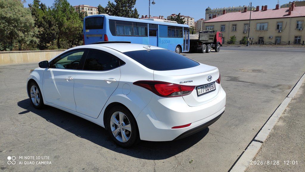 Hyundai Elantra, 1.8 L, 2016 il, 144 800 km — Avtomobillər, Bakı (8)