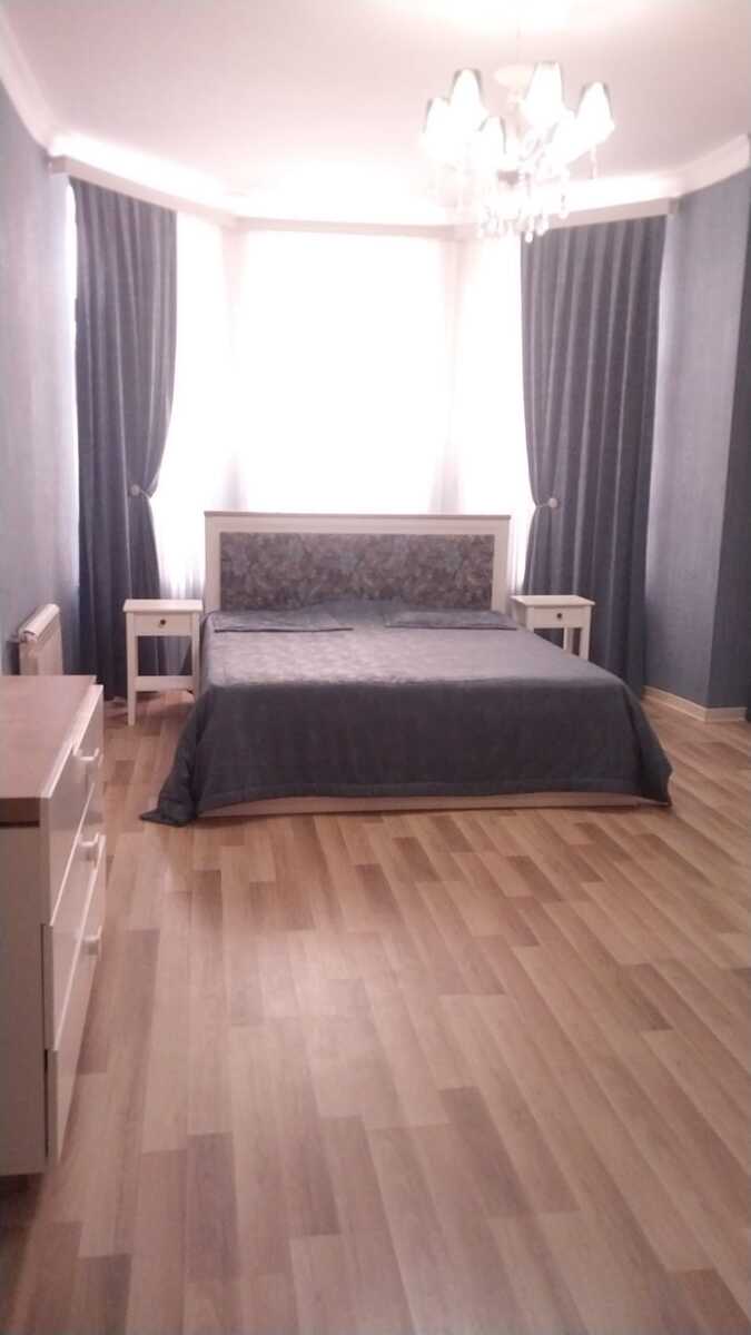 Satılır 6 otaqlı həyət evi/bağ evi 300 m² — Ev, villa, Bakı (4)