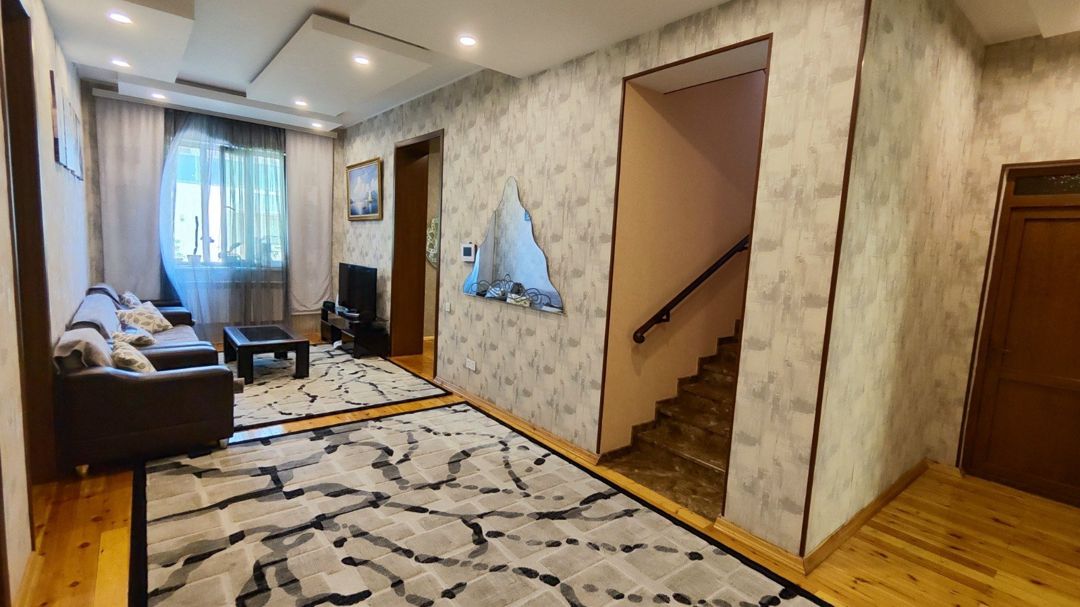 Satılır 7 otaqlı həyət evi/bağ evi 450 m² — Ev, villa, Bakı (7)