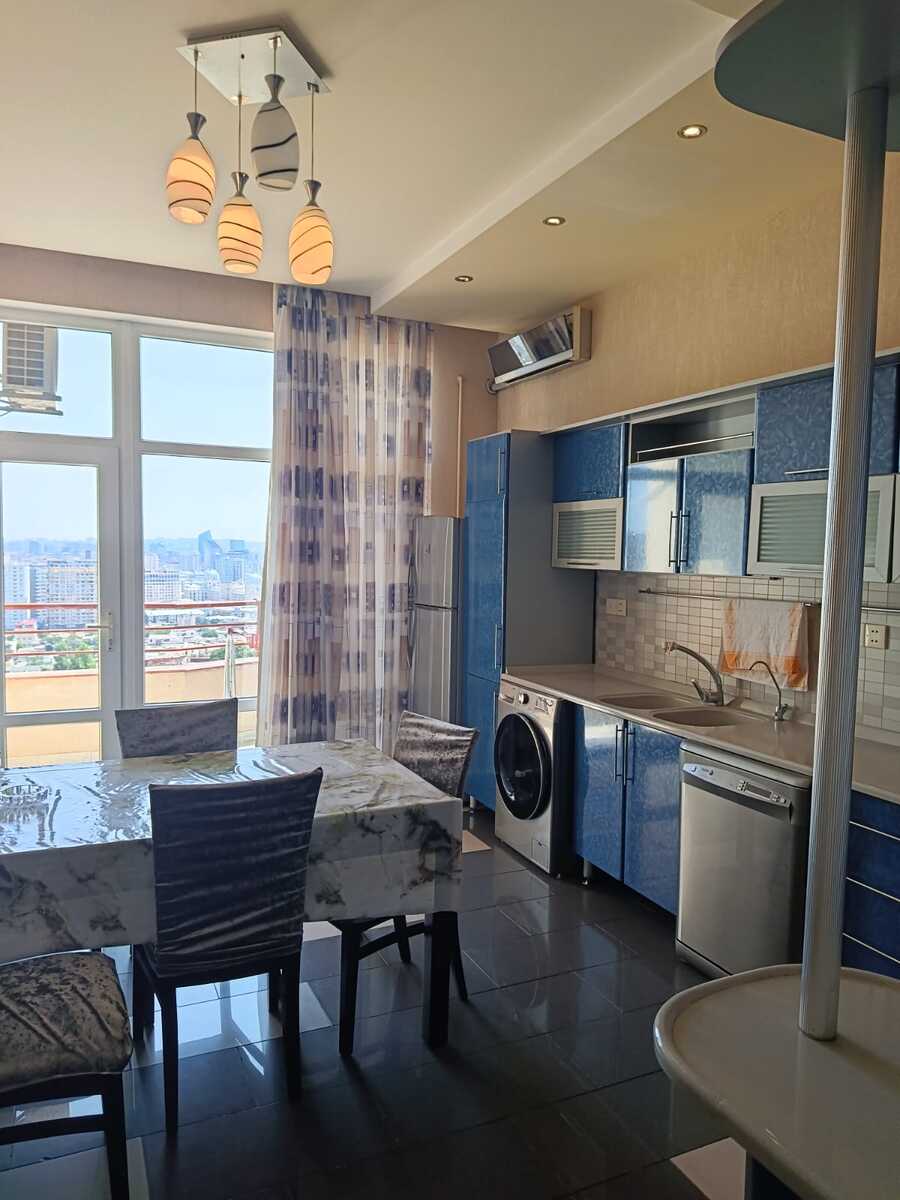 Satılır 4 otaqlı yeni tikili 175 m² — Mənzil, Bakı (11)