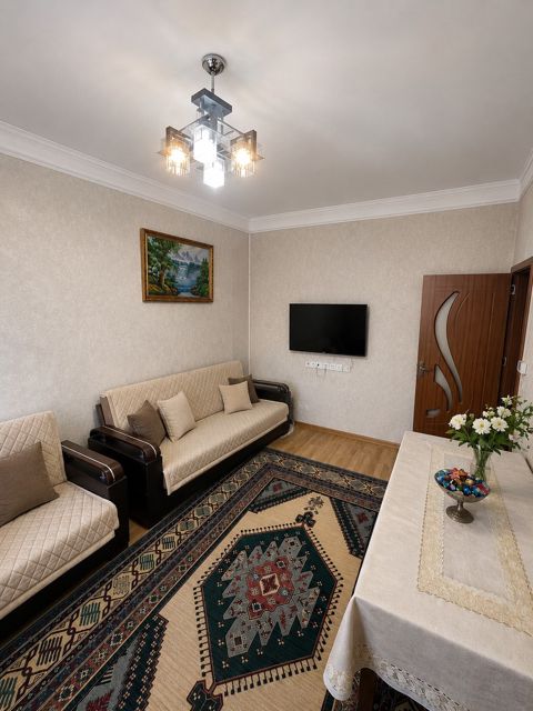 İcarəyə verilir 2 otaqlı köhnə tikili 45 m² — Bakı