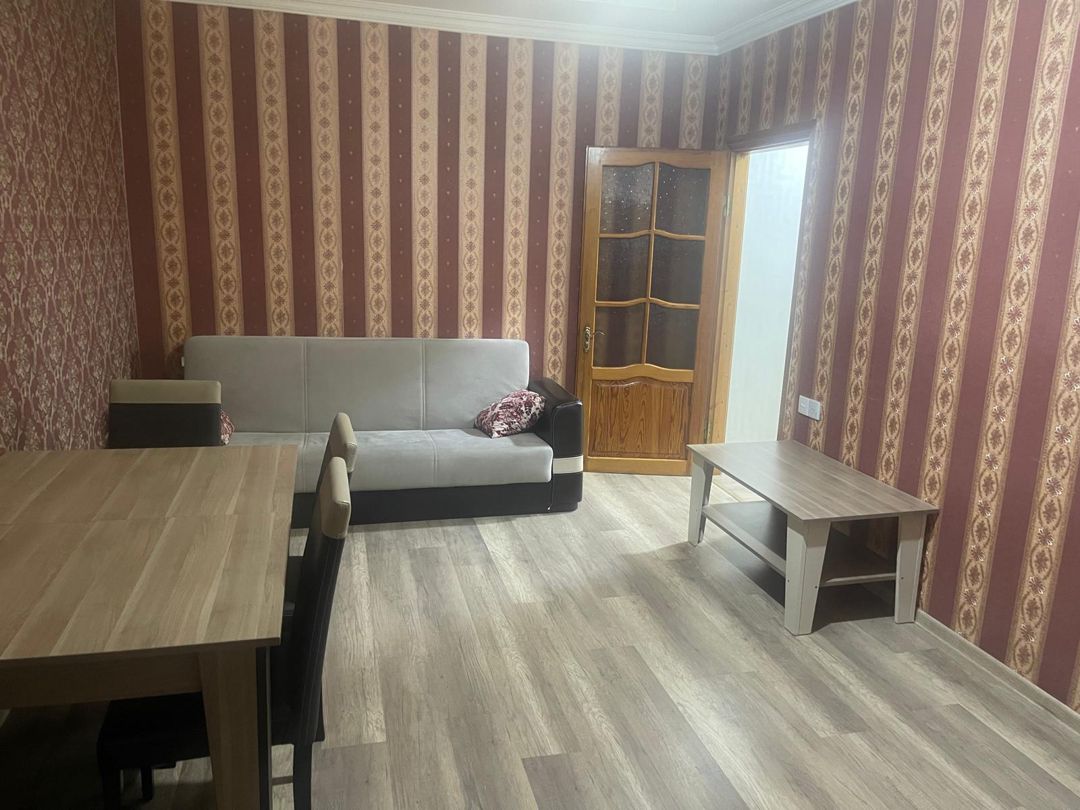 İcarəyə verilir 2 otaqlı köhnə tikili 65 m² — Mənzil, Bakı (4)