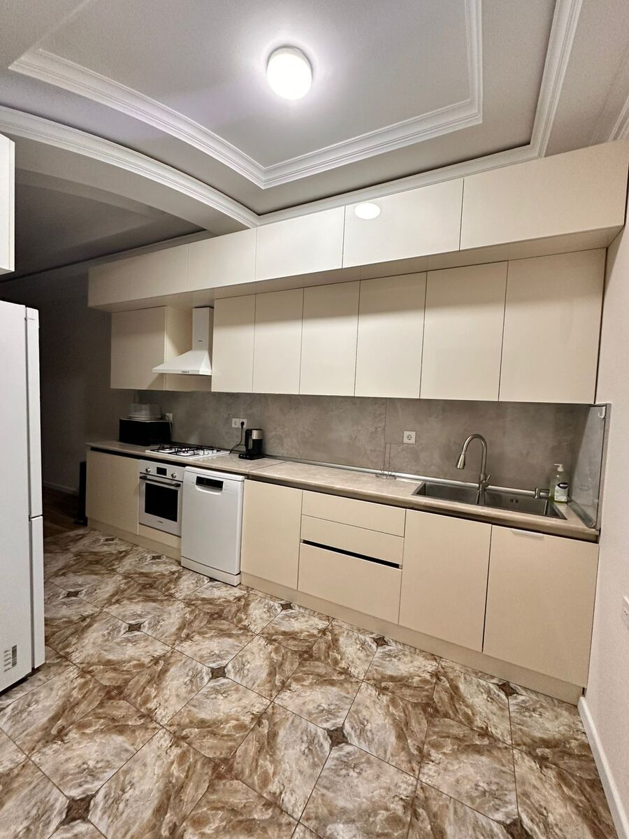 Satılır 5 otaqlı həyət evi/bağ evi 172 m² — Ev, villa, Bakı (12)