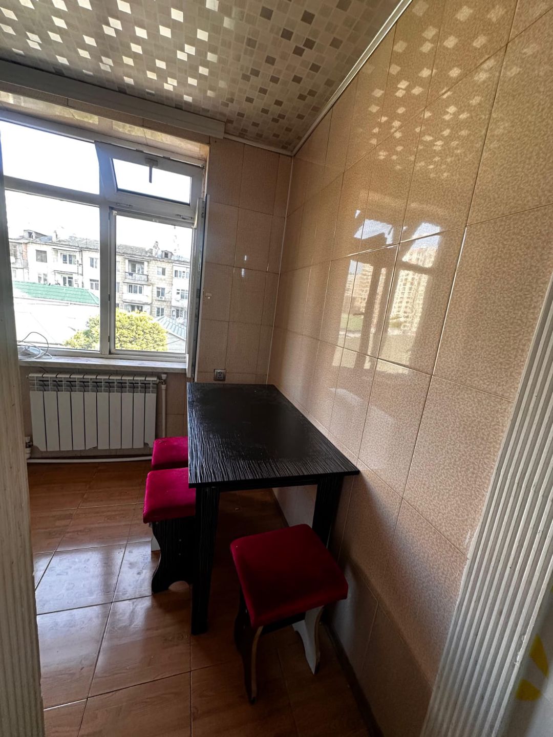 İcarə: 2 otaqlı Köhnə tikili, 50 m², Yasamal rayonu — Mənzil, Bakı (4)