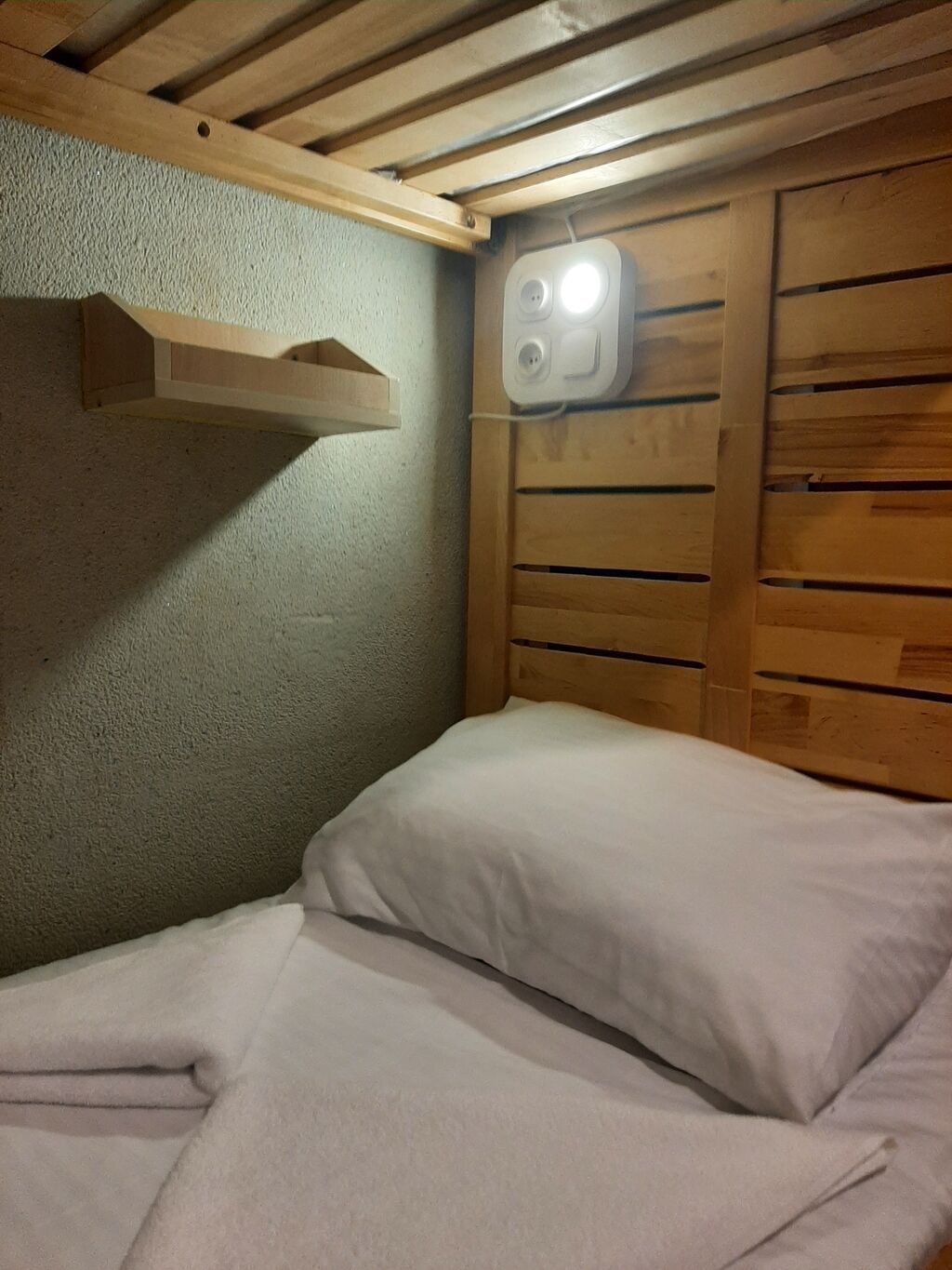 Hostel 10 manat günü 0555136040 — Mənzil, Bakı (10)