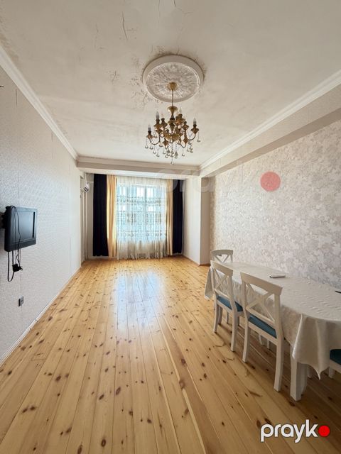 Satılır 2 otaqlı yeni tikili 95 m²