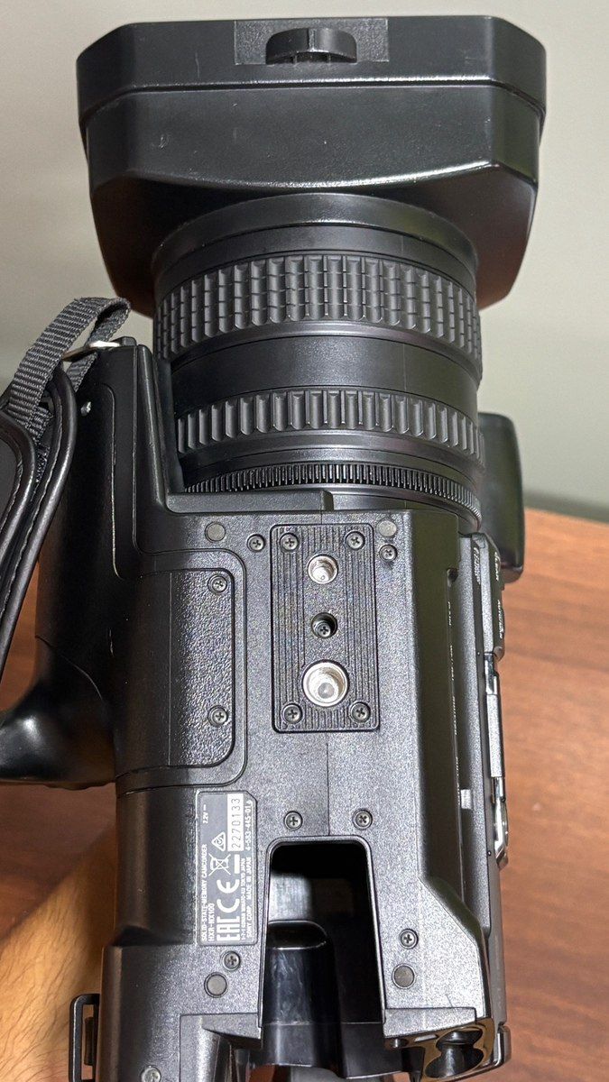 Videokamera Sony HXR-NX100 — Səs texnikası, Bakı (5)