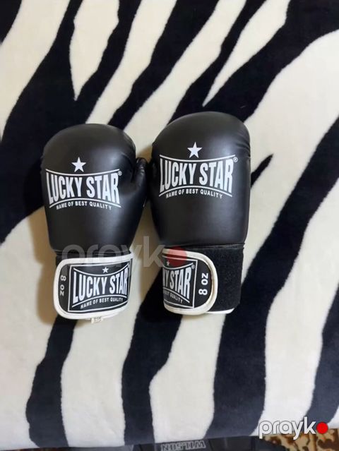 Boks və döyüş idmanı ləvazimatları seti - Əlcəklər: Lucky Star boks