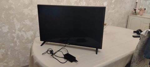 LG LED televizor - Ekran: təxminən 32" (80 sm), LED panel, nazik — Bakı