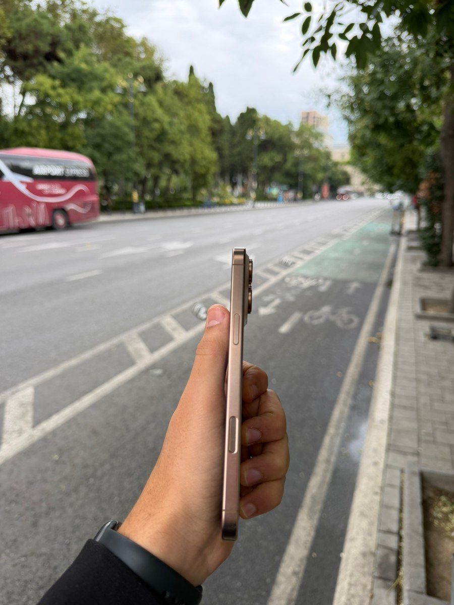 Apple iPhone 16 Pro Max Desert Titanium 256GB/8GB — Smartfonlar, Bakı (2)