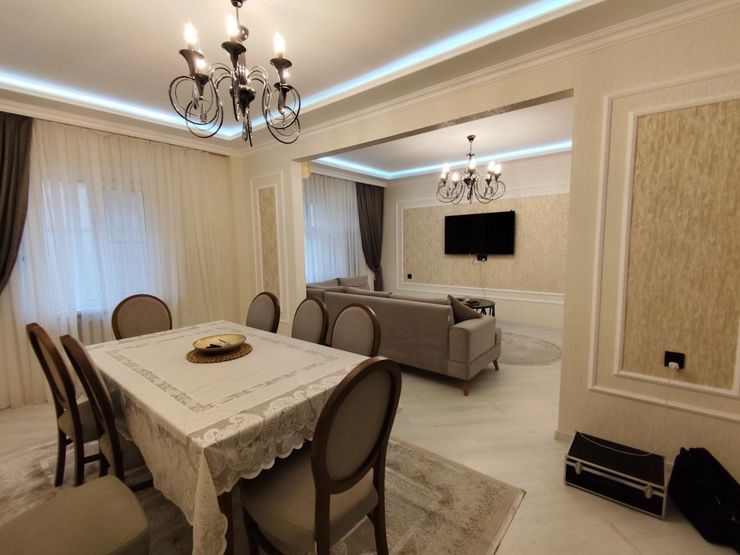 Satılır 4 otaqlı köhnə tikili 100 m² — Mənzil, Bakı (3)