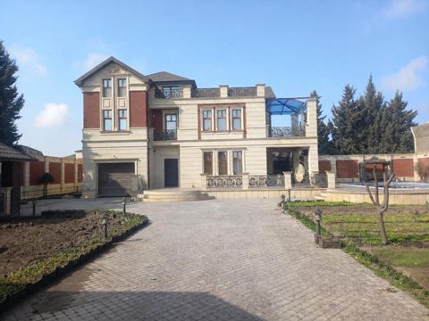 Satılır həyət evi/bağ evi 281 m² — Bakı