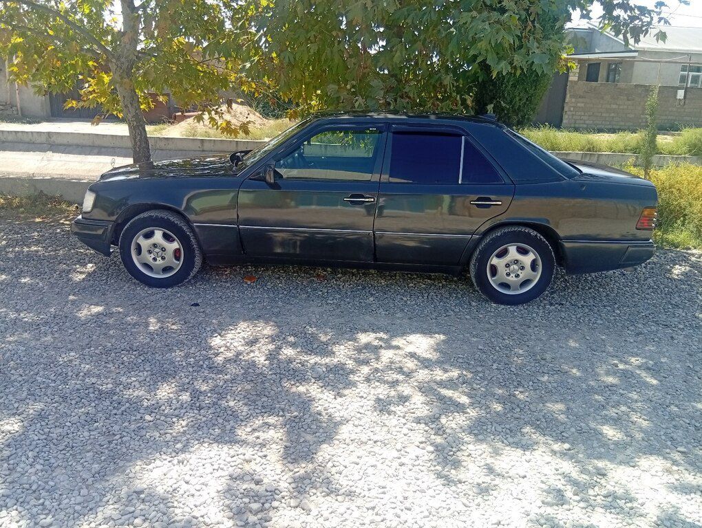 Mercedes E 200, 2.0 L, 1993 il, 599 334 km — Avtomobillər, Bakı (5)