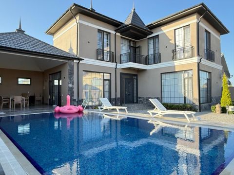 İcarəyə verilir 5 otaqlı həyət evi/bağ evi 360 m² — Bakı