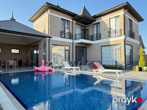 İcarəyə verilir 5 otaqlı həyət evi/bağ evi 360 m²
