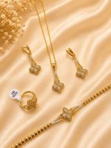 Bijuteriya dəsti — Safari Store — Personal Items