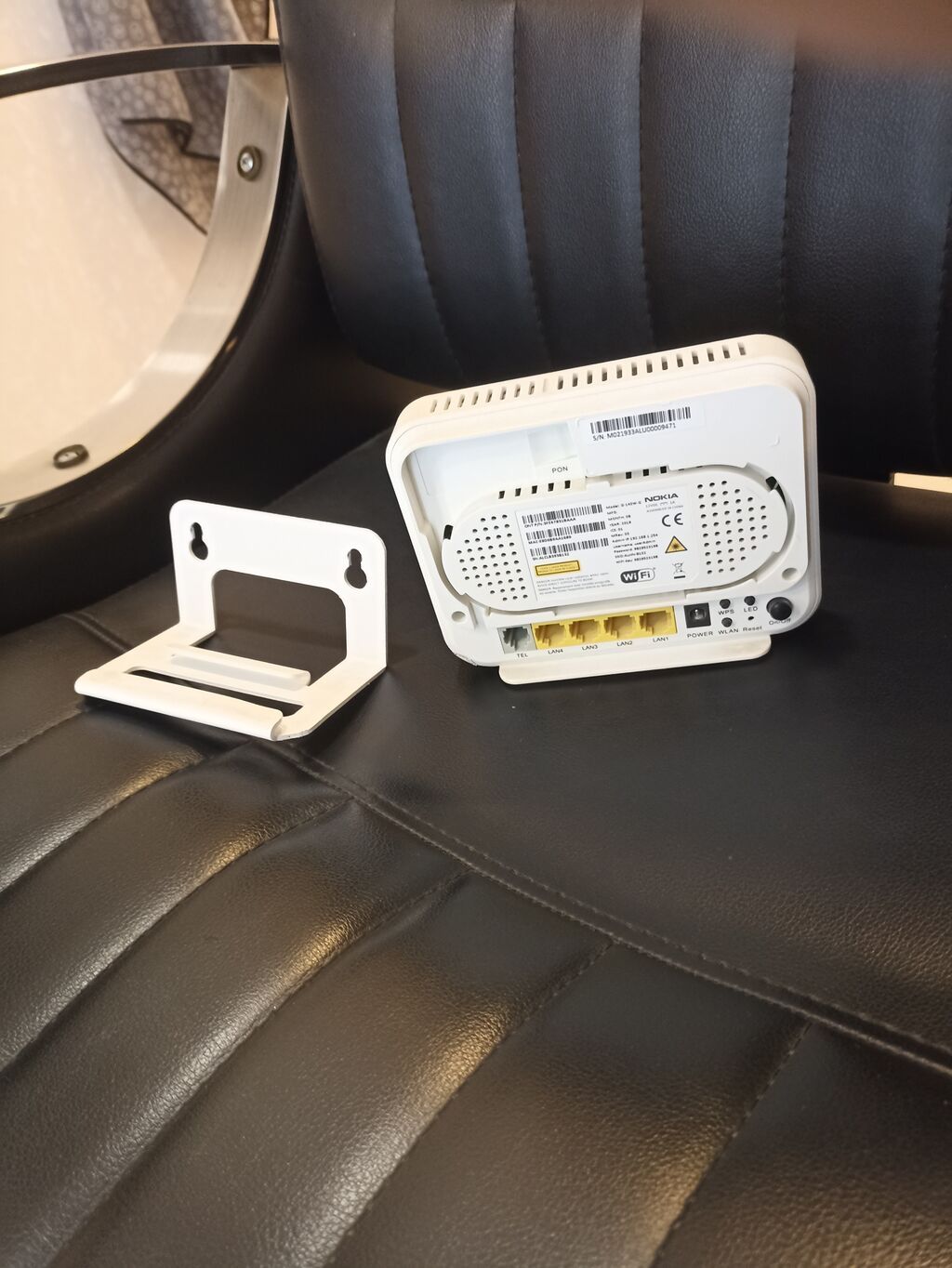 Nokia Gpon/ont Wi‑Fi router Xüsusiyyətlər: - Brend: Nokia - Tip — Şəbəkə və server avadanlığı, Masazır (3)