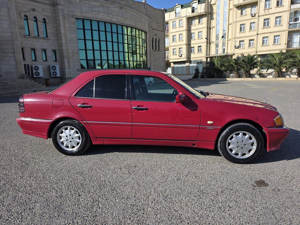 Mercedes C 200, 2.0 L, 1997 il, 305 000 km — Avtomobillər, Bakı (5)