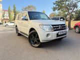 Mitsubishi Pajero, 3.8 L, 2007 il, 330 000 km — Royal