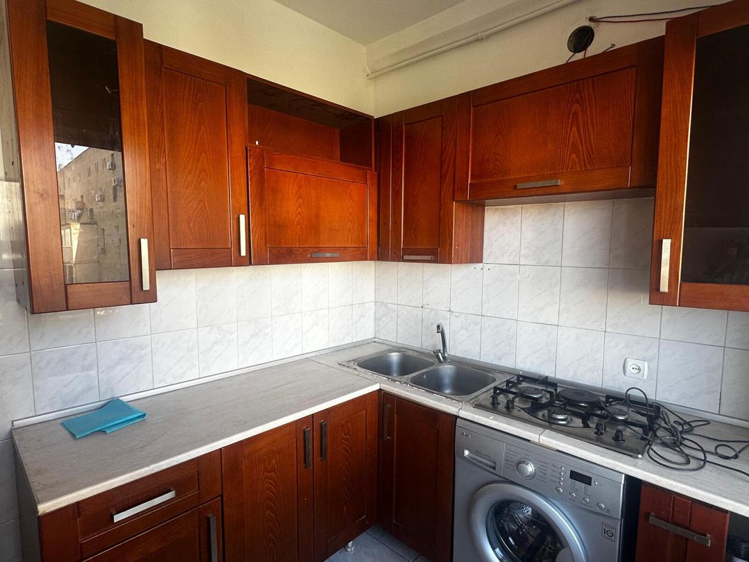 İcarəyə verilir 2 otaqlı köhnə tikili 65 m² — Mənzil, Bakı (3)