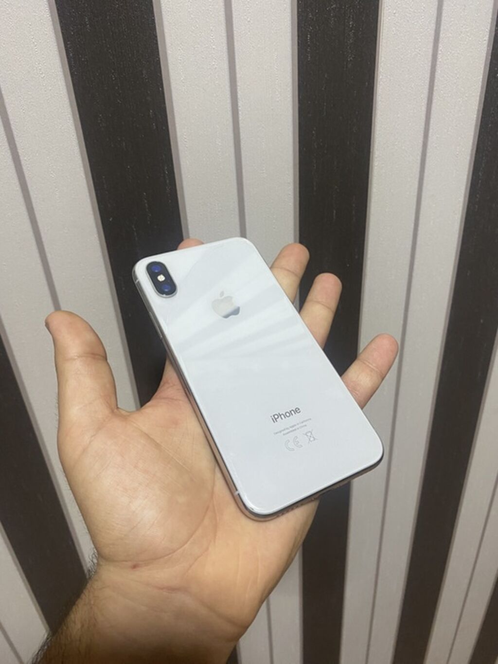 IPhone X, 64 GB, Ağ, Qırıq, Barmaq izi, Simsiz şarj — Apple iPhone, Bakı (2)