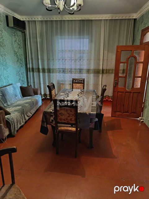 İcarəyə verilir 3 otaqlı həyət evi/bağ evi 90 m²