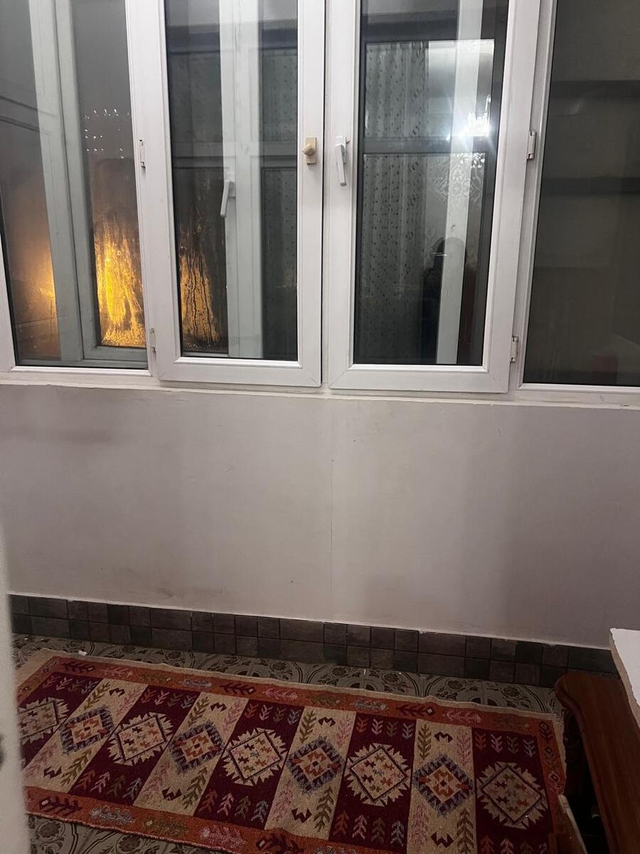 İcarəyə verilir 2 otaqlı köhnə tikili 85 m² — Mənzil, Bakı (11)