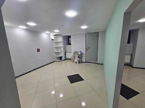 İcarəyə verilir obyekt 100 m² — Bakı