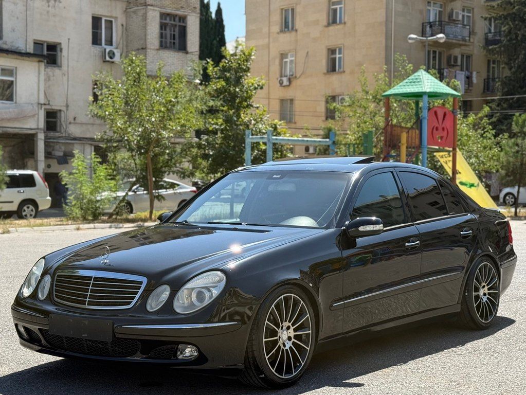 Mercedes E 320, 3.2 L, 2003 il, 346 000 km — Avtomobillər, Bakı (4)