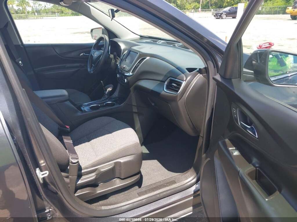 Chevrolet Equinox, 1.5 L, 2022 il, 174 607 km — Avtomobillər (10)