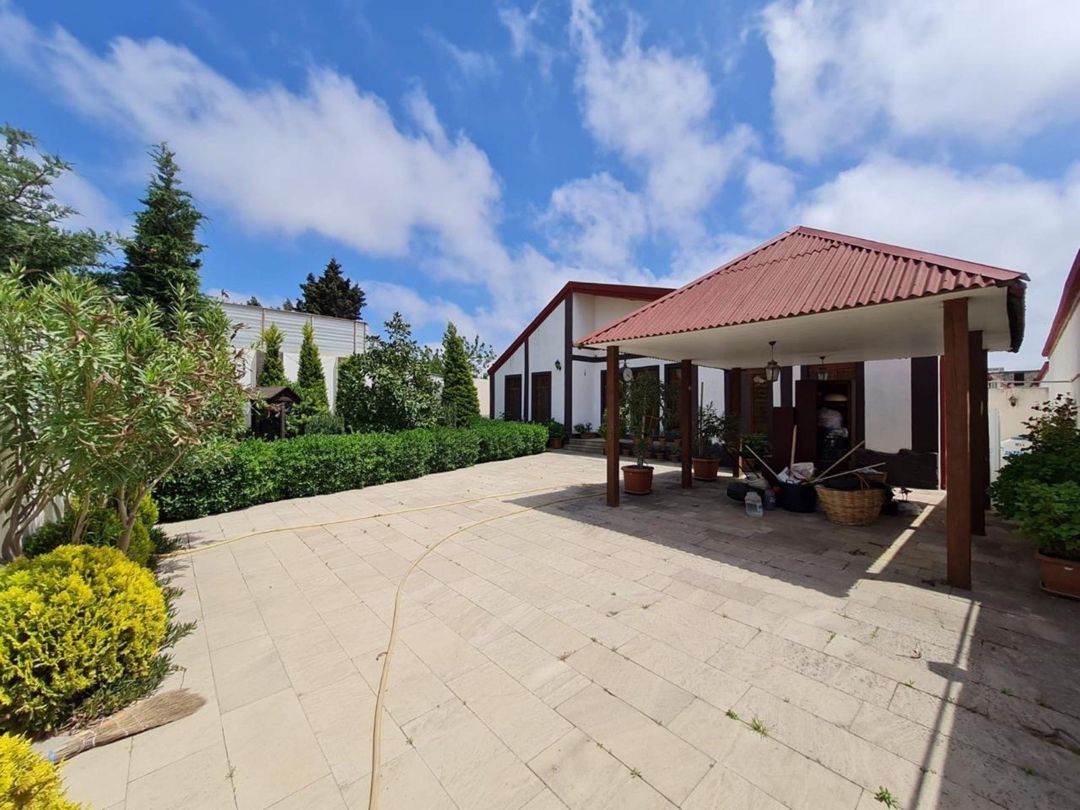 Satılır 4 otaqlı həyət evi/bağ evi 160 m² — Ev, villa, Bakı (2)