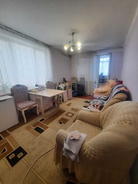 Satılır 2 otaqlı köhnə tikili 38 m² — Bakı