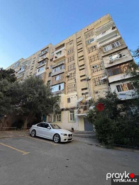 Yasamal rayonunda 4 otaqlı Köhnə tikili Satılır, 90 m²
