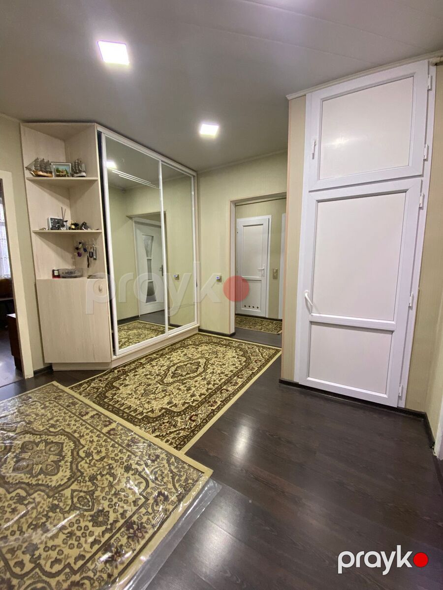 Satılır 5 otaqlı köhnə tikili 110 m² — Mənzil, Bakı (11)