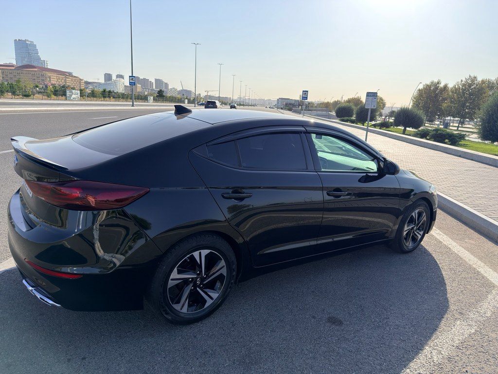 Hyundai Elantra, 2.0 L, 2016 il, 168 000 km — Avtomobillər, Bakı (5)