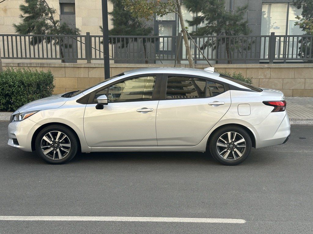 Nissan Versa, 1.6 L, 2020 il, 172 000 km — Avtomobillər, Bakı (4)