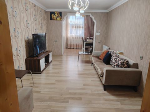 3-otaqlı mənzil, Gəncə ş., 70 m² — Gəncə