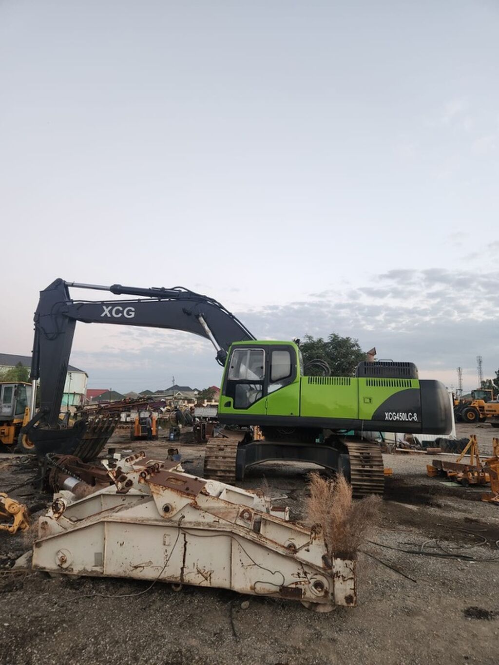 XCG XCG450LC-8 paletli ekskavator Xüsusiyyətlər: - Model: XCG450LC-8 — Ekskavatorlar, Digah (2)