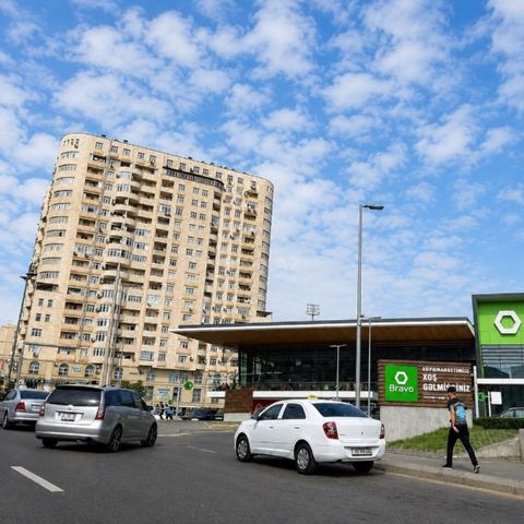 Satılır 3 otaqlı yeni tikili 135 m² — Bakı
