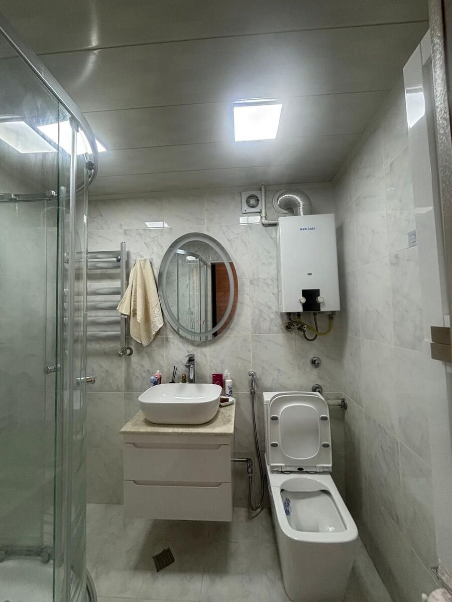 Satılır 2 otaqlı köhnə tikili 75 m² — Mənzil, Bakı (5)