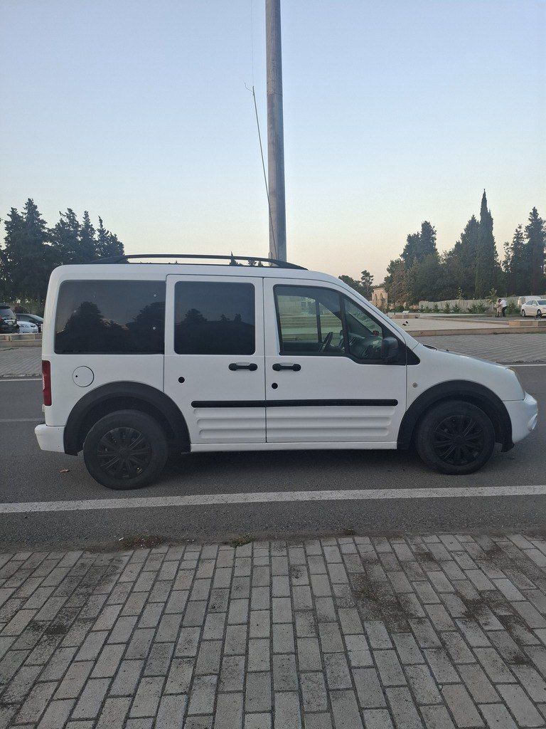 Ford Tourneo Connect, 1.8 L, 2012 il, 408 000 km — Avtomobillər, İmişli (4)