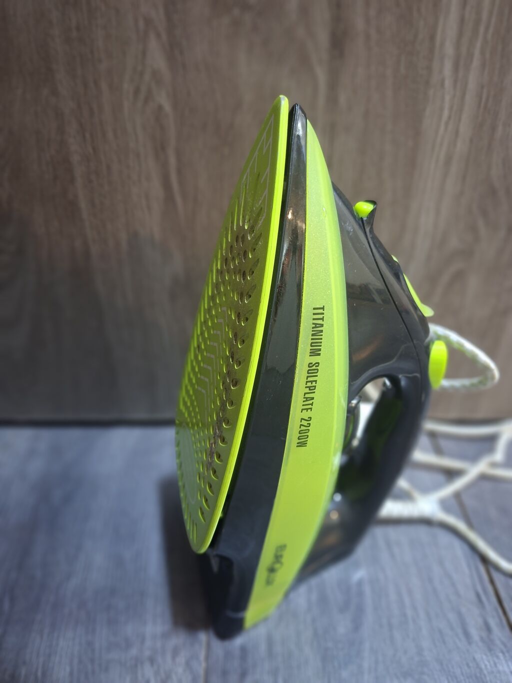 Buxarlı ütü – Titanium Soleplate, 2200W - Güclü 2200W qızdırıcı: tez — Ütü, Digah (3)