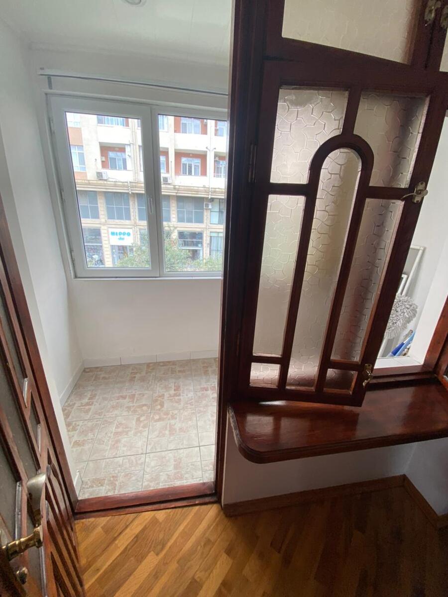Satılır 1 otaqlı köhnə tikili 37 m² — Mənzil, Bakı (5)