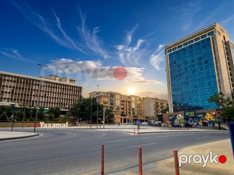 Satılır 3 otaqlı köhnə tikili 75 m²