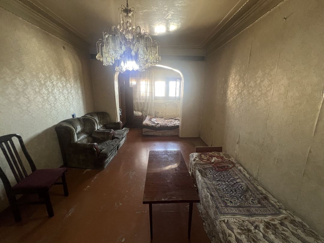 Satılır 2 otaqlı köhnə tikili 43 m² — Mənzil, Bakı